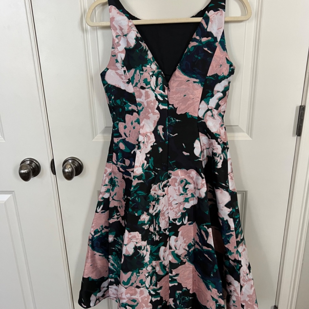 Adrianna Papell Dress - Picture 3 of 4
